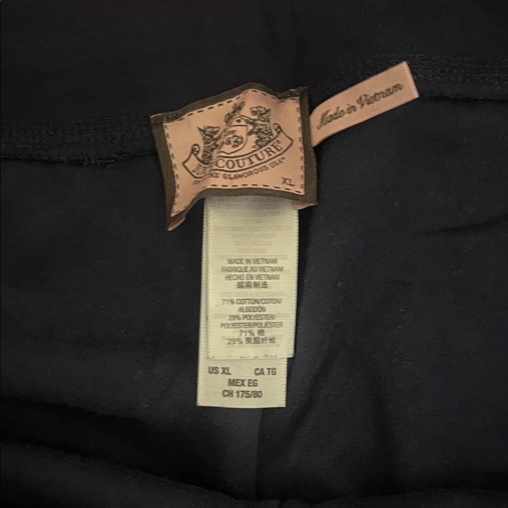 Juicy Couture Branded Terry Capri Pants - Picture 2 of 4